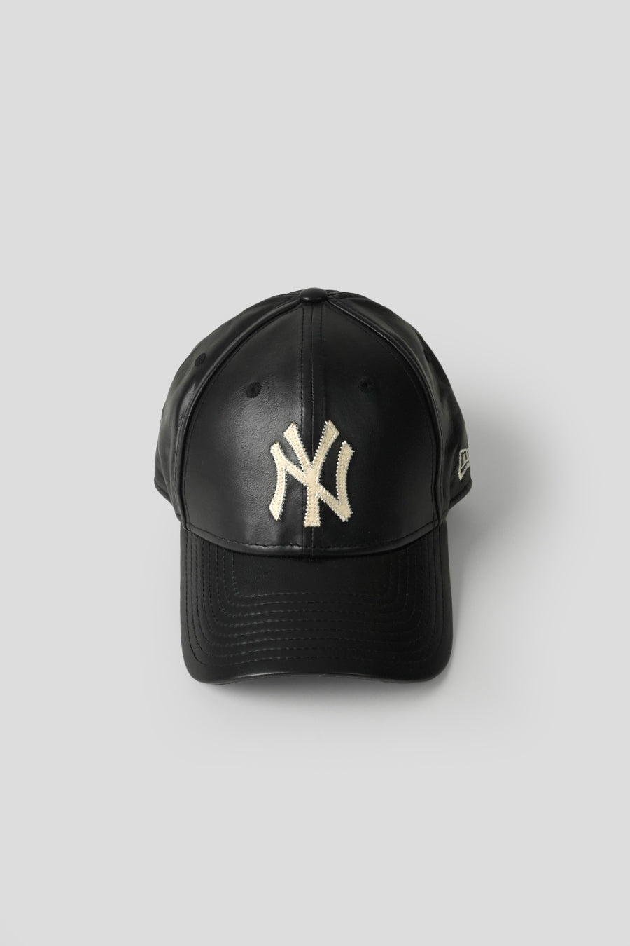 NEW ERA - CASQUETTE MLB NEW YORK YANKEES 9FORTY NOIRE - LE LABO STORE