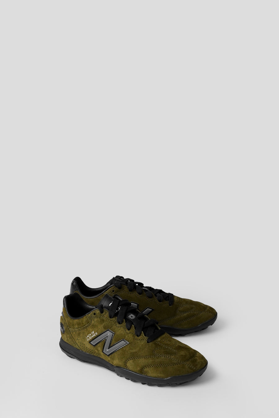 NEW BALANCE - SNEAKERS 442 ELITE X LACK OF GUIDANCE AVOCADO ET BLACK - LE LABO STORE