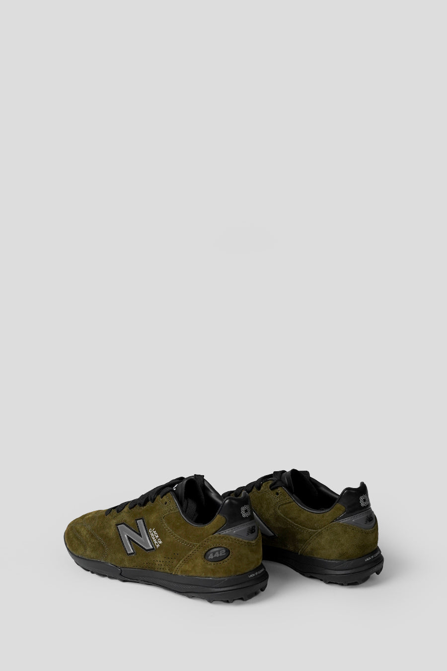 NEW BALANCE - SNEAKERS 442 ELITE X LACK OF GUIDANCE AVOCADO ET BLACK - LE LABO STORE