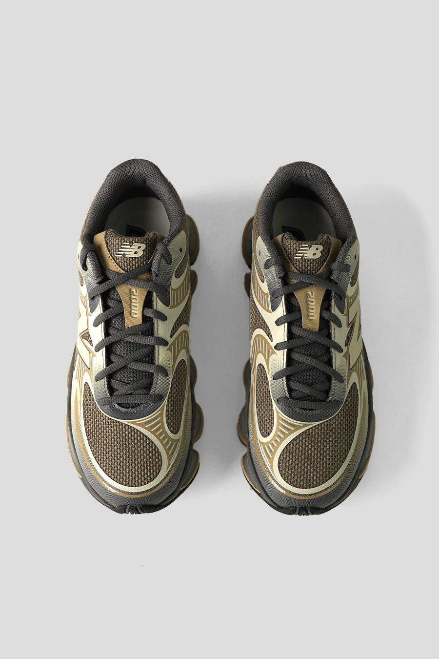 NEW BALANCE - SNEAKERS ABZORB 2000 GREY MATTER ET TIMBERWOLF - LE LABO STORE