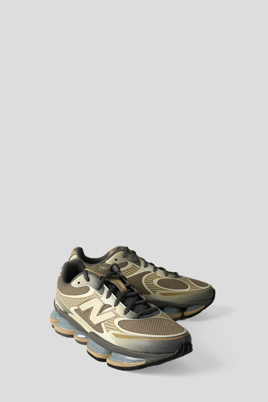 NEW BALANCE - SNEAKERS ABZORB 2000 GREY MATTER ET TIMBERWOLF - LE LABO STORE