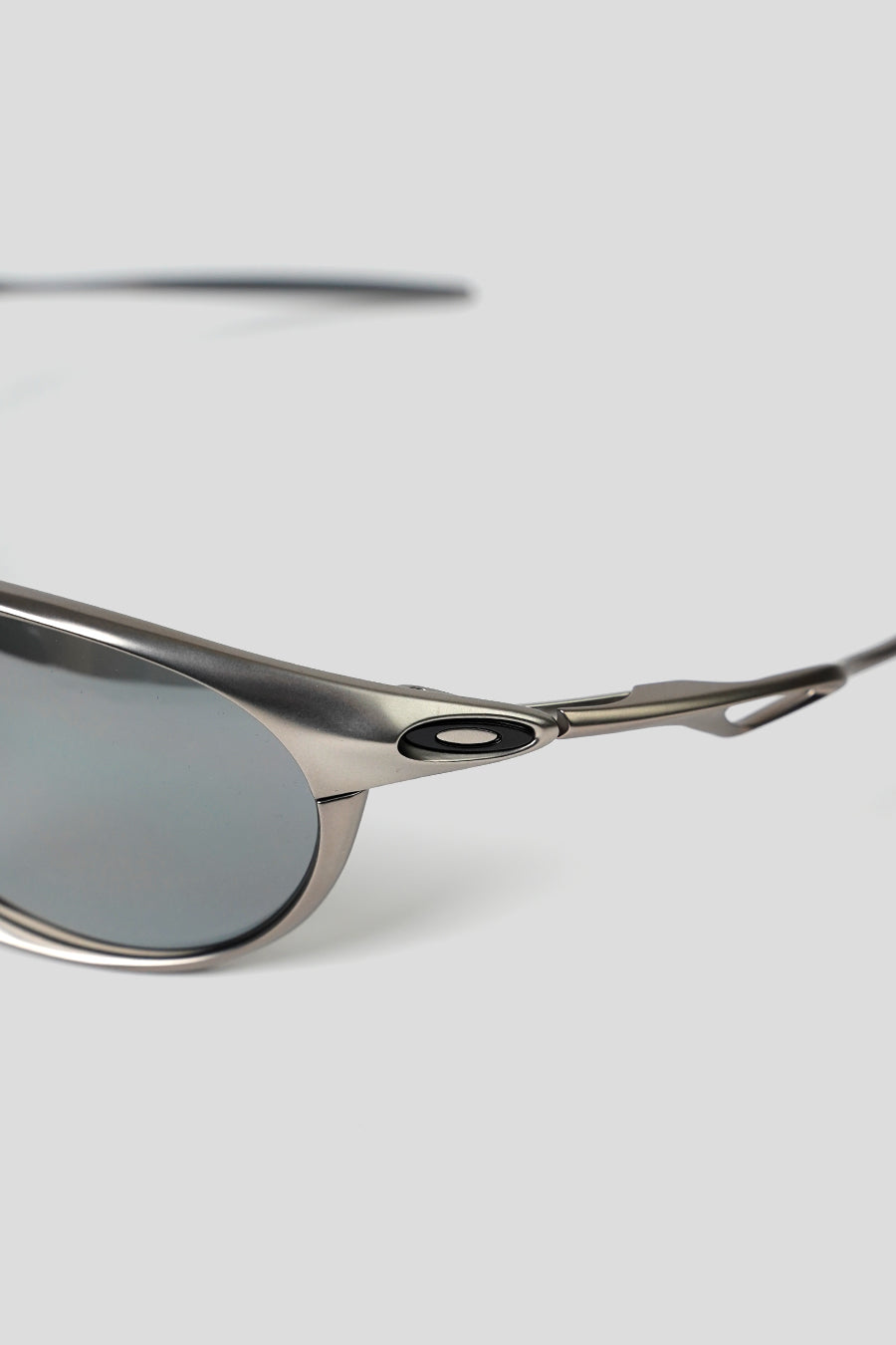 OAKLEY - LUNETTES NEO JACKET MATTE GUNMETAL ET PRIZM BLACK POLARIZED - LE LABO STORE