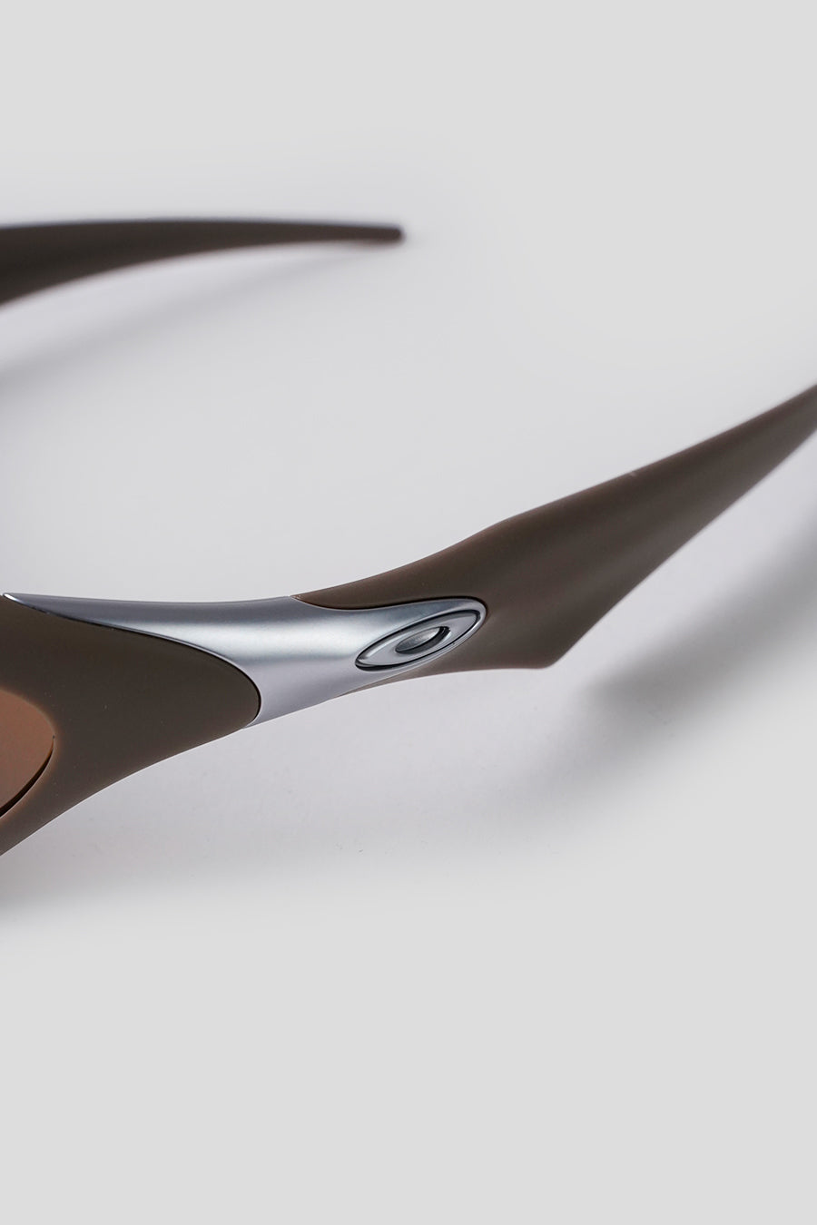 OAKLEY - SCAR™ SATISFY FALCON W/ PRIZM TUNGSTEN VENTED - LE LABO STORE
