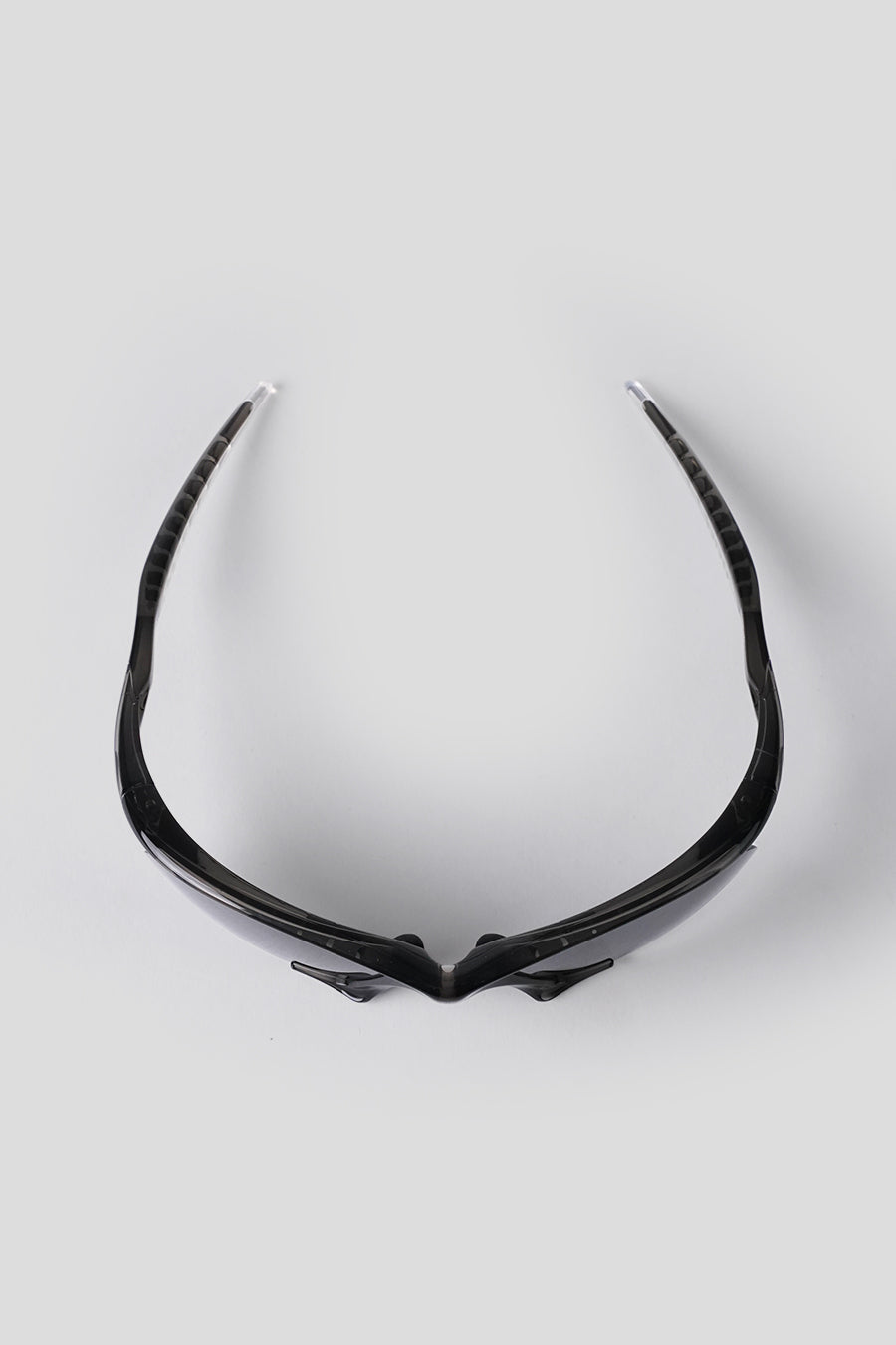 OAKLEY - SUTURE JACKET™ X SATISFY GREY SMOKE /W PRIZM BLACK VENTED - LE LABO STORE