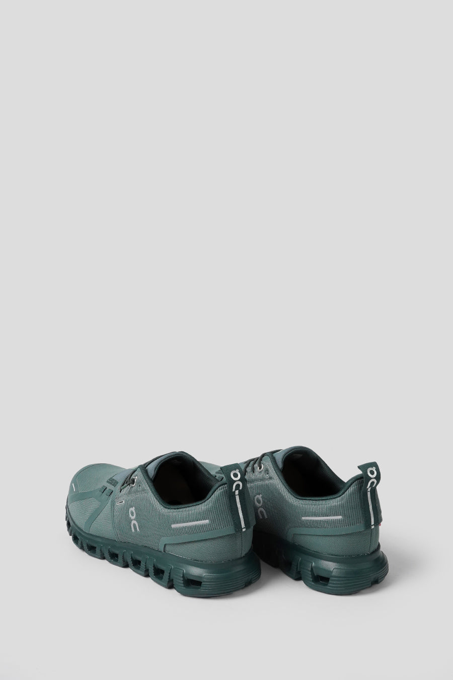 ON - OLIVE AND EVERGREEN CLOUD 6 WATERPROOF SNEAKERS - LE LABO STORE