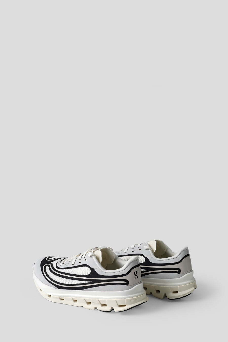 ON - SNEAKERS CLOUDFLOW 5 AD IVORY ET BLACK - LE LABO STORE