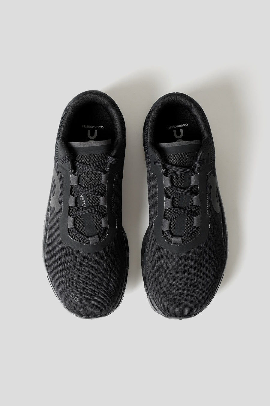 ON - SNEAKERS CLOUDMONSTER ALL BLACK - LE LABO STORE