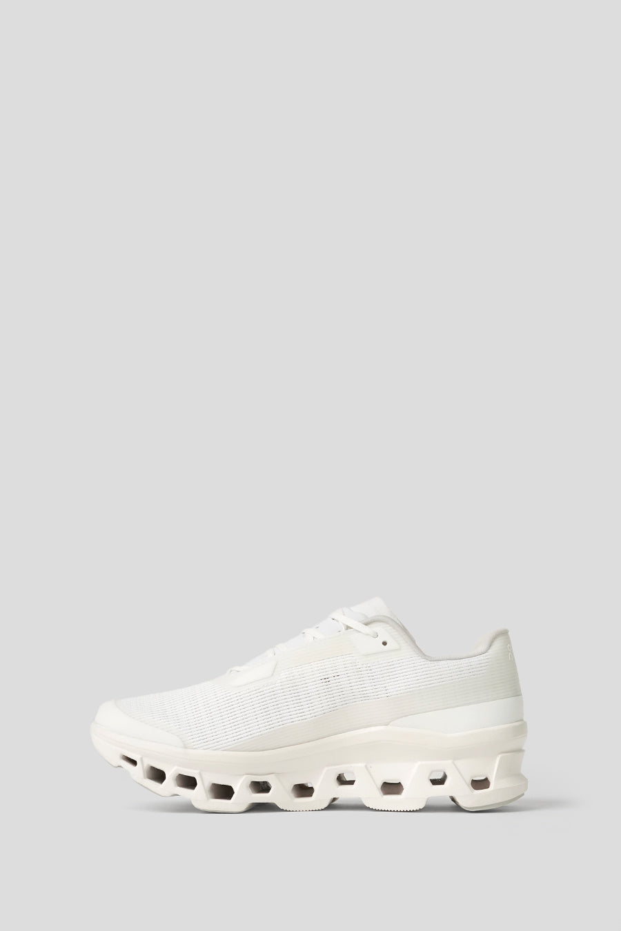 ON - WHITE CLOUDMONSTER VOID SNEAKERS - LE LABO STORE