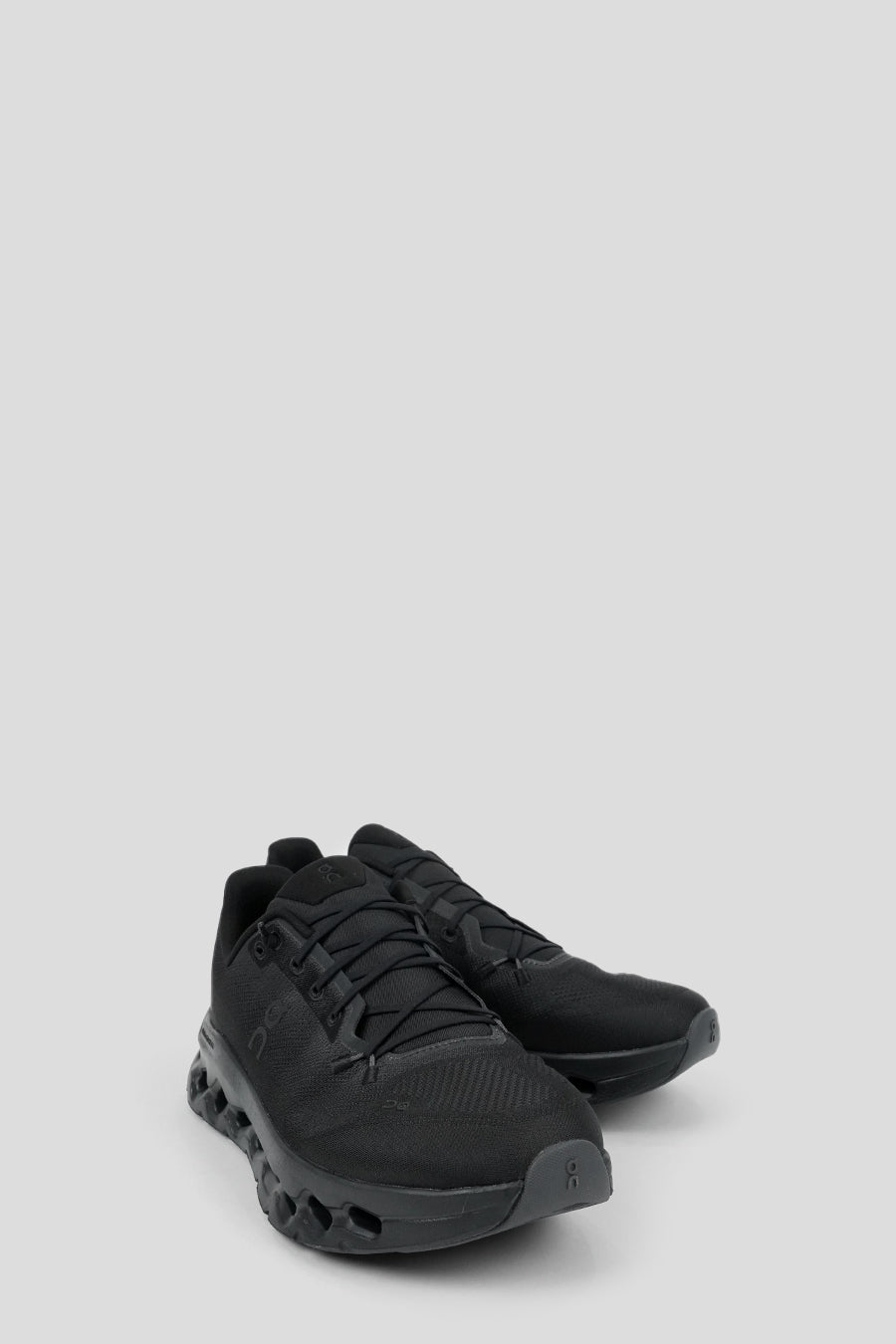 ON - ECLIPSE AND BLACK CLOUDTILT SNEAKERS - LE LABO STORE