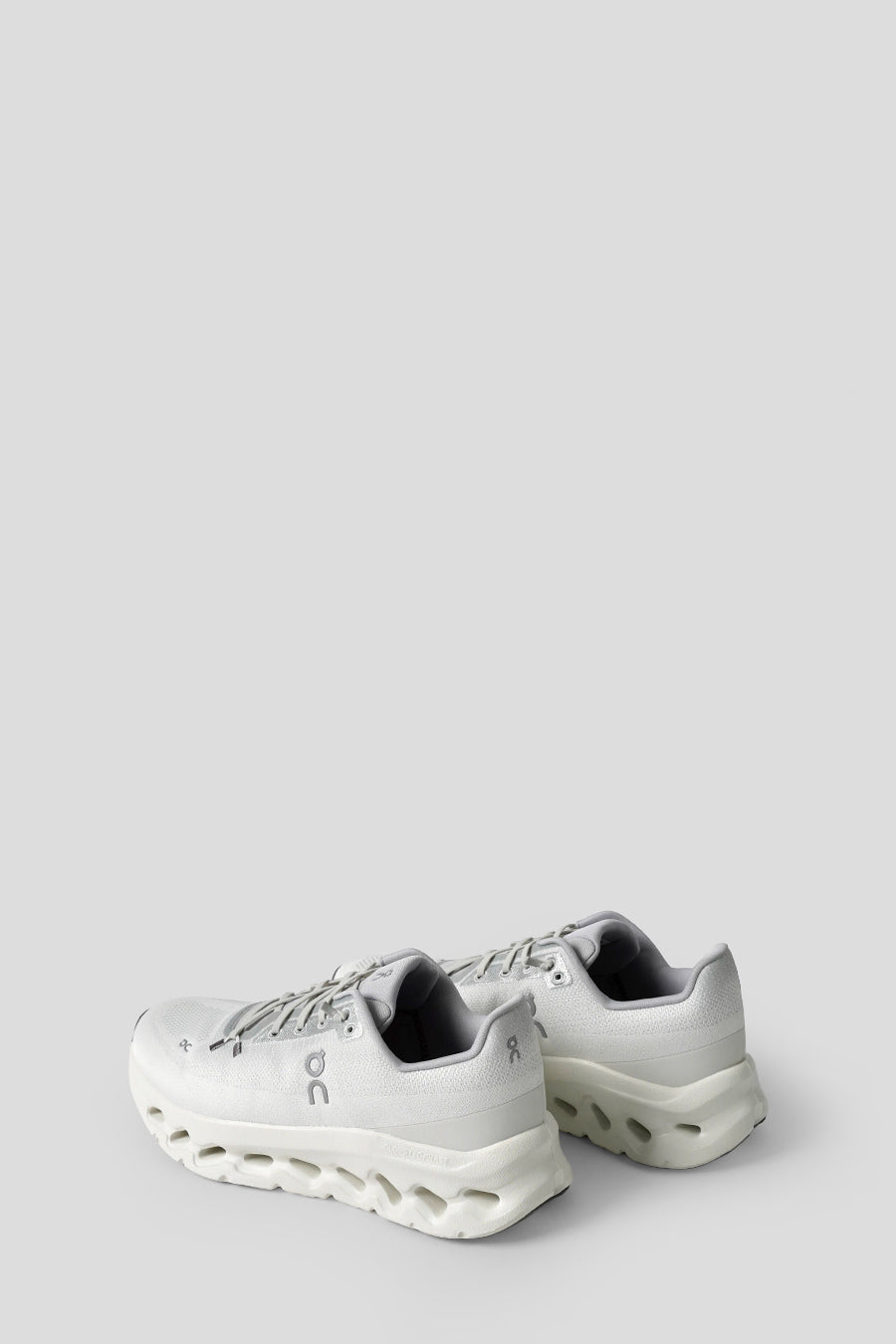 ON - SNEAKERS CLOUDTILT GLACIER ET ICE - LE LABO STORE