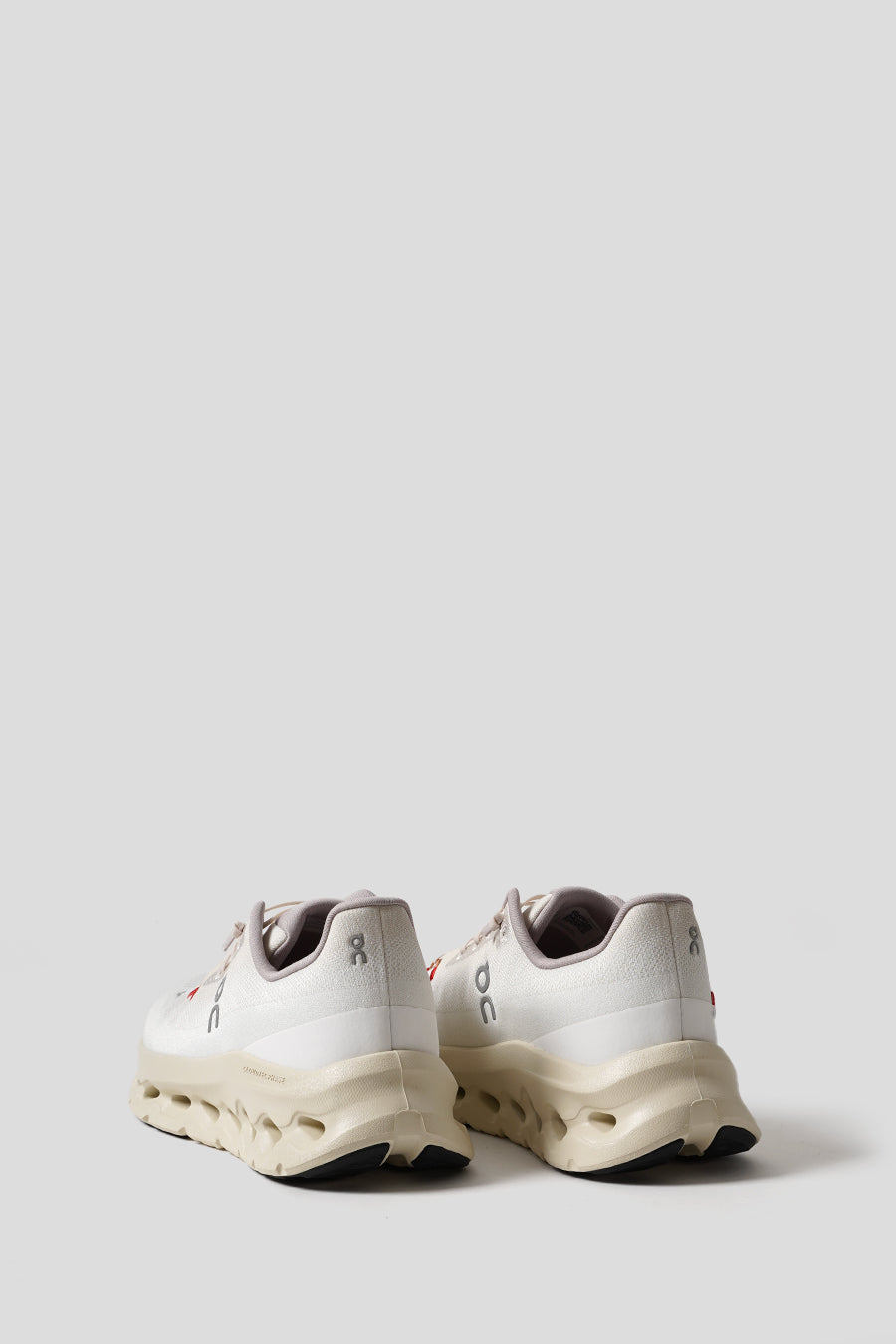 ON SAND AND CREAM CLOUDTILT SNEAKERS – LE LABO STORE