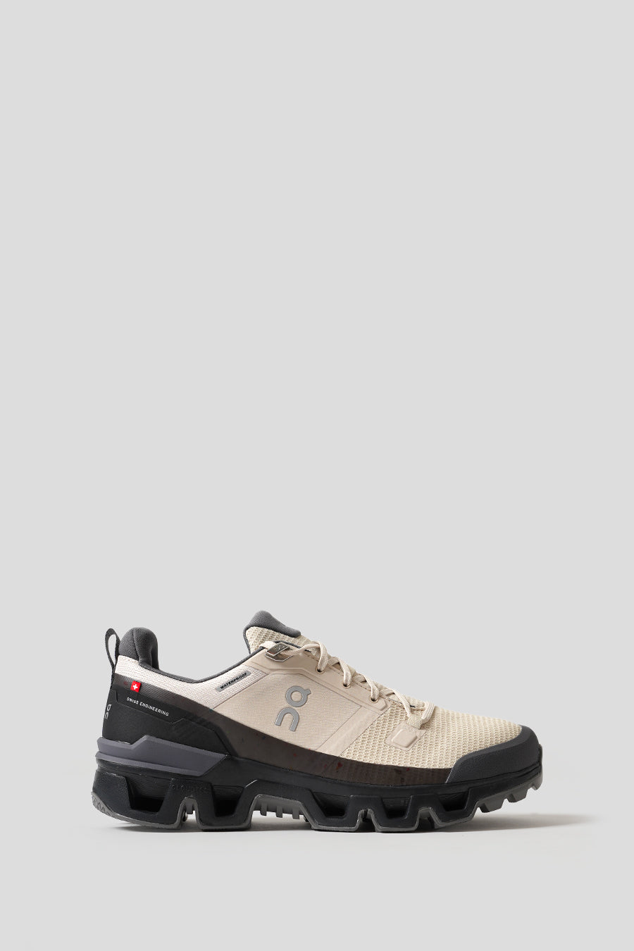 ON - SNEAKERS CLOUDWANDER WATERPROOF SAND ET BLACK - LE LABO STORE