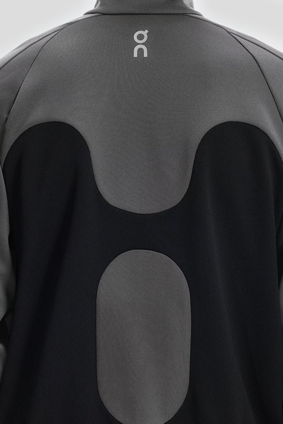 ON - VESTE DE SURVÊTEMENT X IKON NOIRE ET ECLIPSE - LE LABO STORE