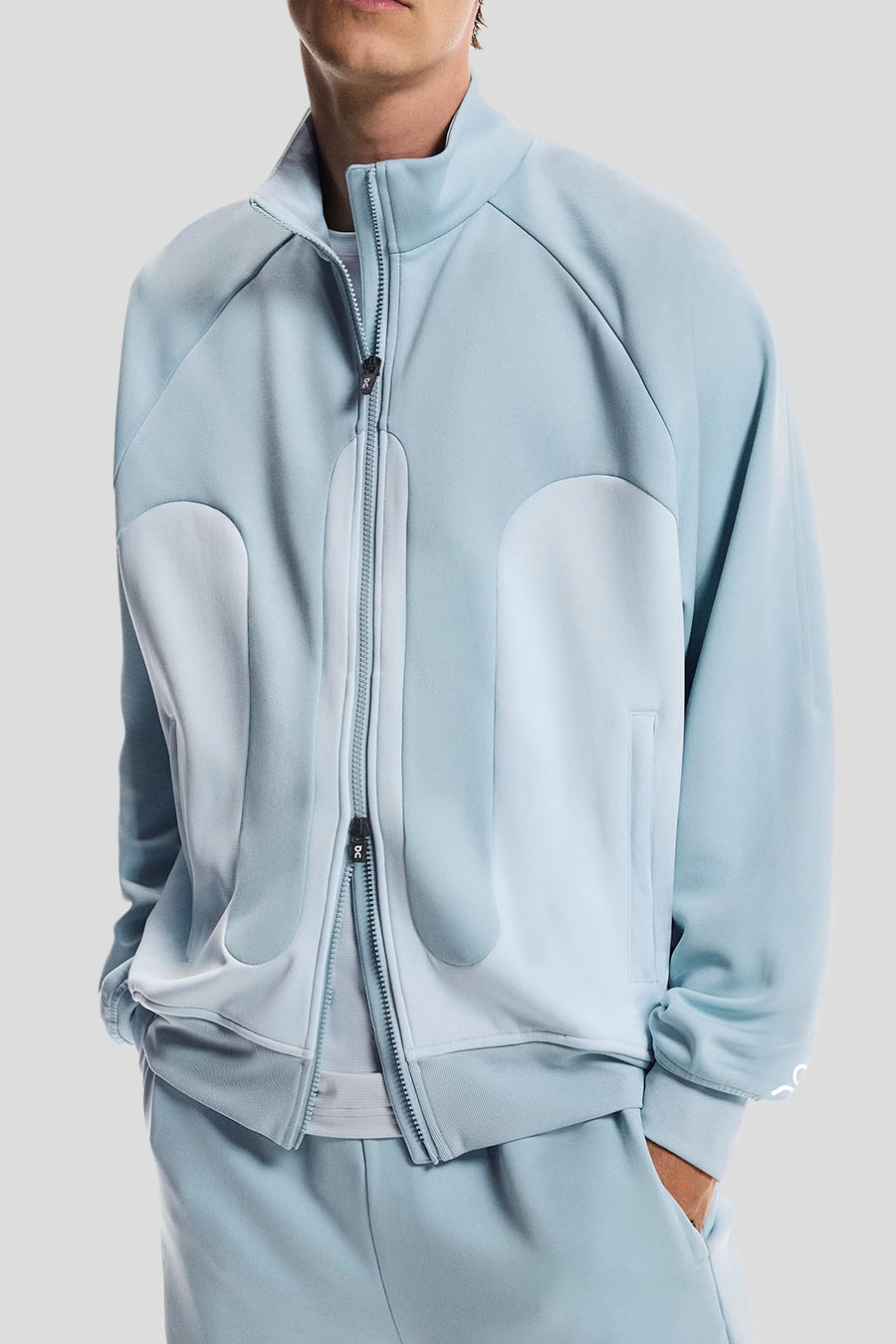 ON - VESTE DE SURVÊTEMENT X IKON CASCADE ET CHAMBRAY - LE LABO STORE