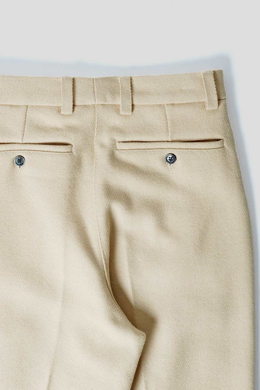 AMI PARIS - VANILLA CREAM STRAIGHT FIT TROUSERS - LE LABO STORE