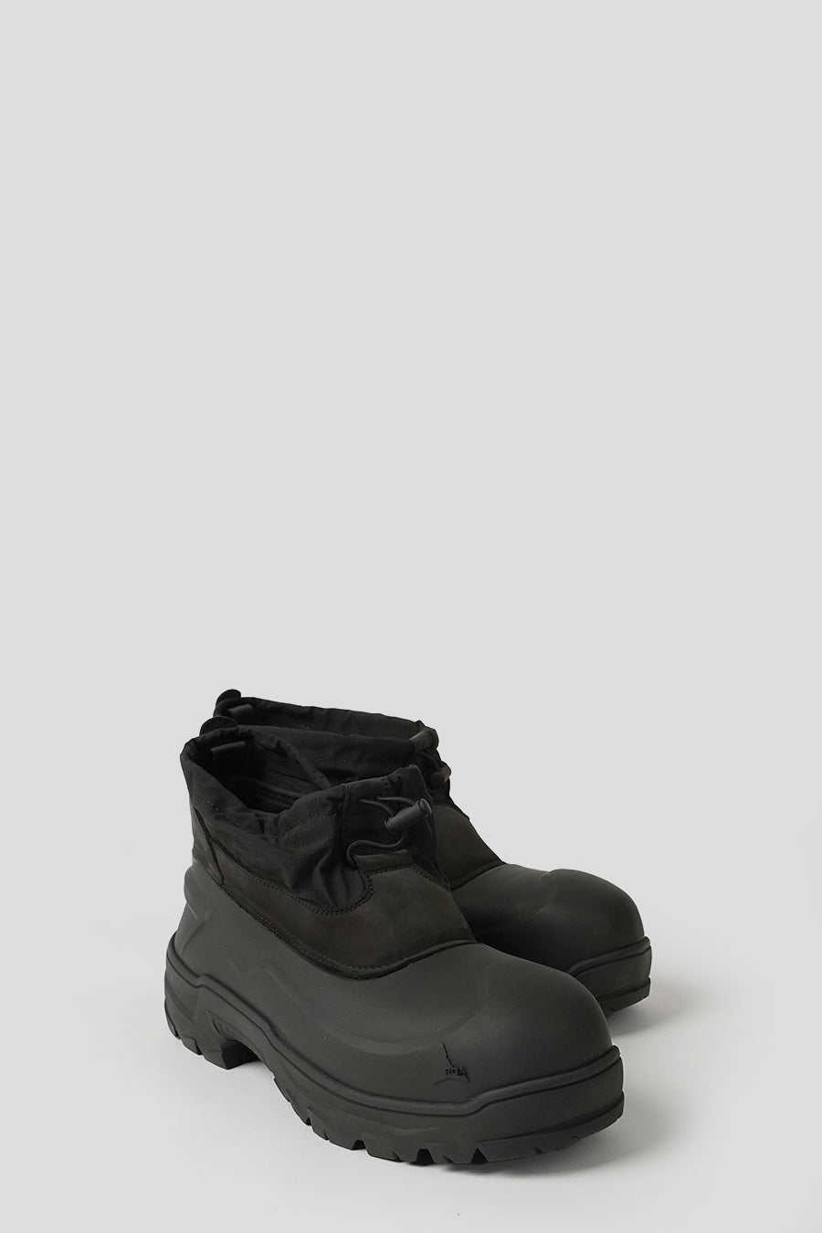 ROA HIKING - BLACK FEDERA SNEAKERS - LE LABO STORE