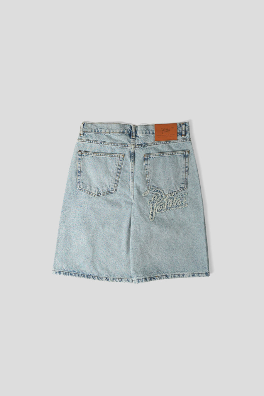 Patta - SHORT EN JEAN DÉLAVÉ BLEU CLAIR - LE LABO STORE