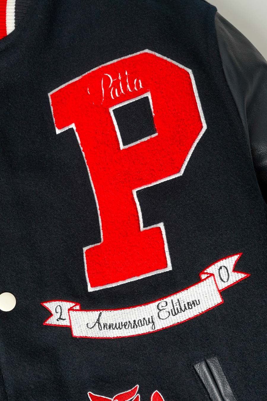 Patta - VESTE VARSITY 20TH ANNIVERSARY BLEU MARINE - LE LABO STORE