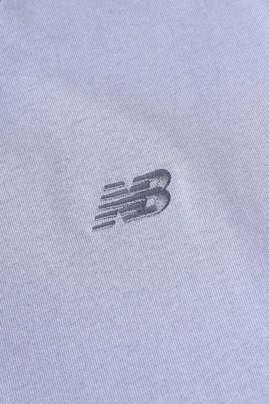 NEW BALANCE - T-SHIRT ATHLETICS BLEU CLAIR - LE LABO STORE