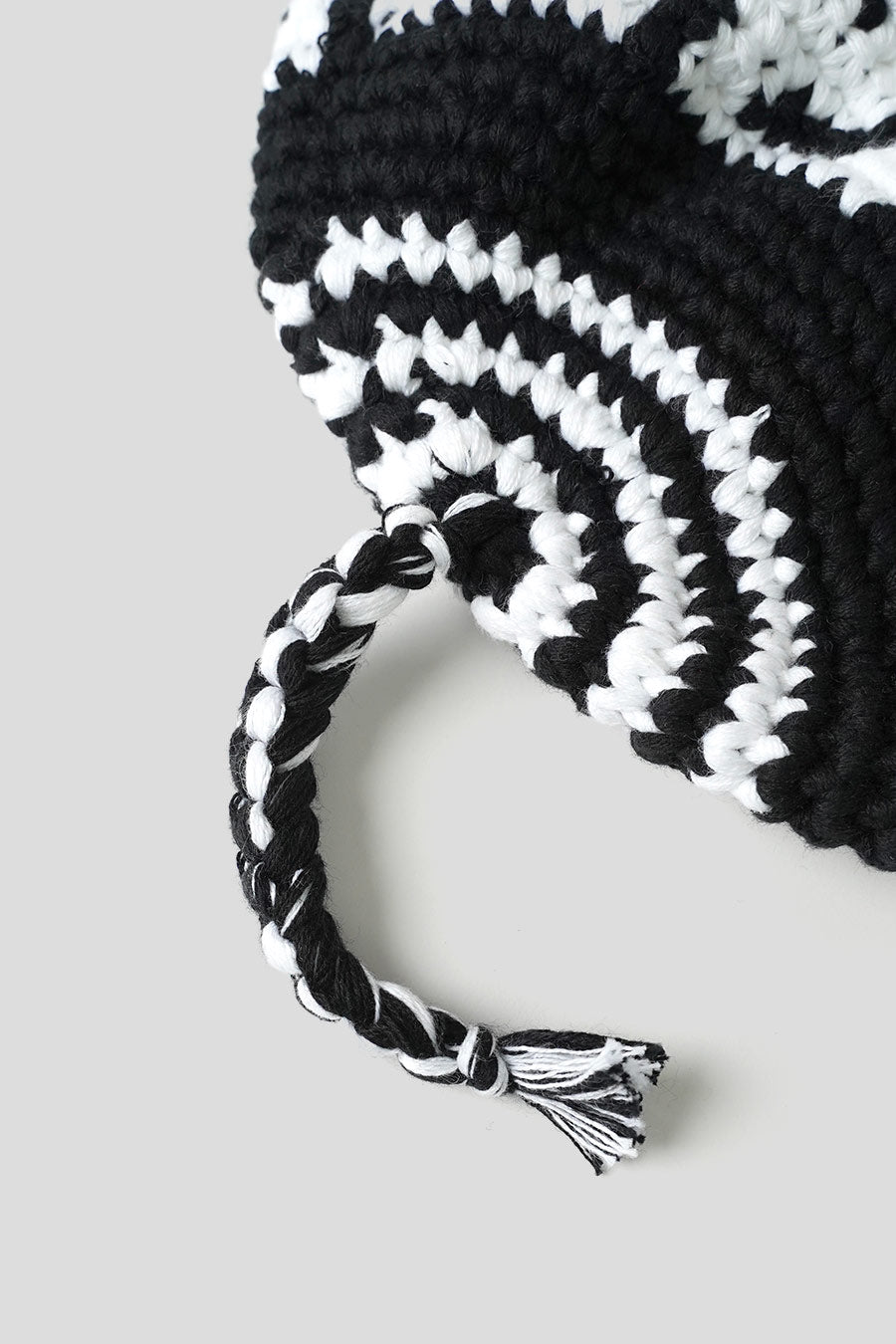 RAVE SKATEBOARDS - BONNET BRBR NOIR ET BLANC - LE LABO STORE