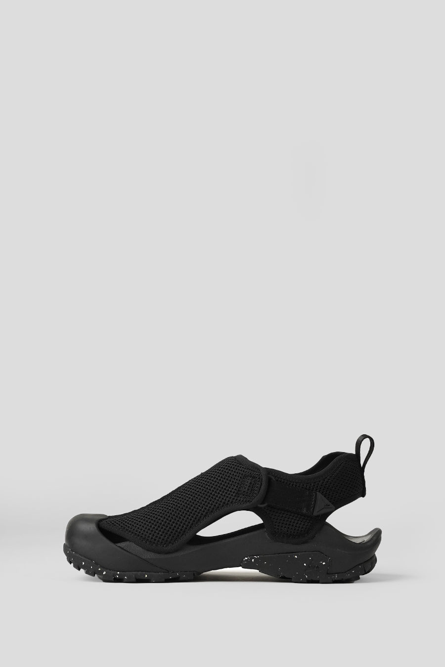 ROA HIKING - CHAUSSURES ARPY NOIRES - LE LABO STORE