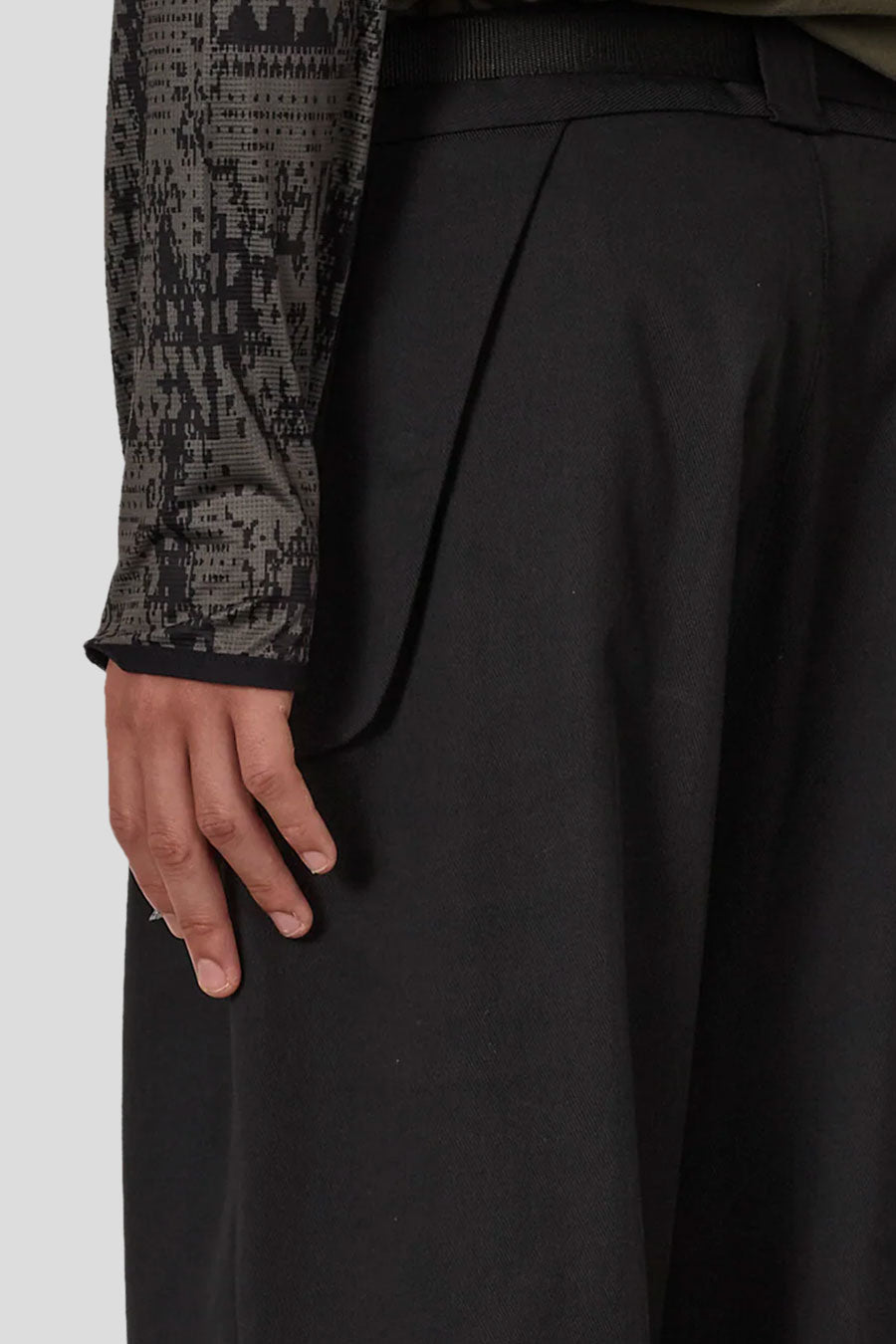 ROA HIKING - PANTALON CHINO À BOUCLE NOIR - LE LABO STORE