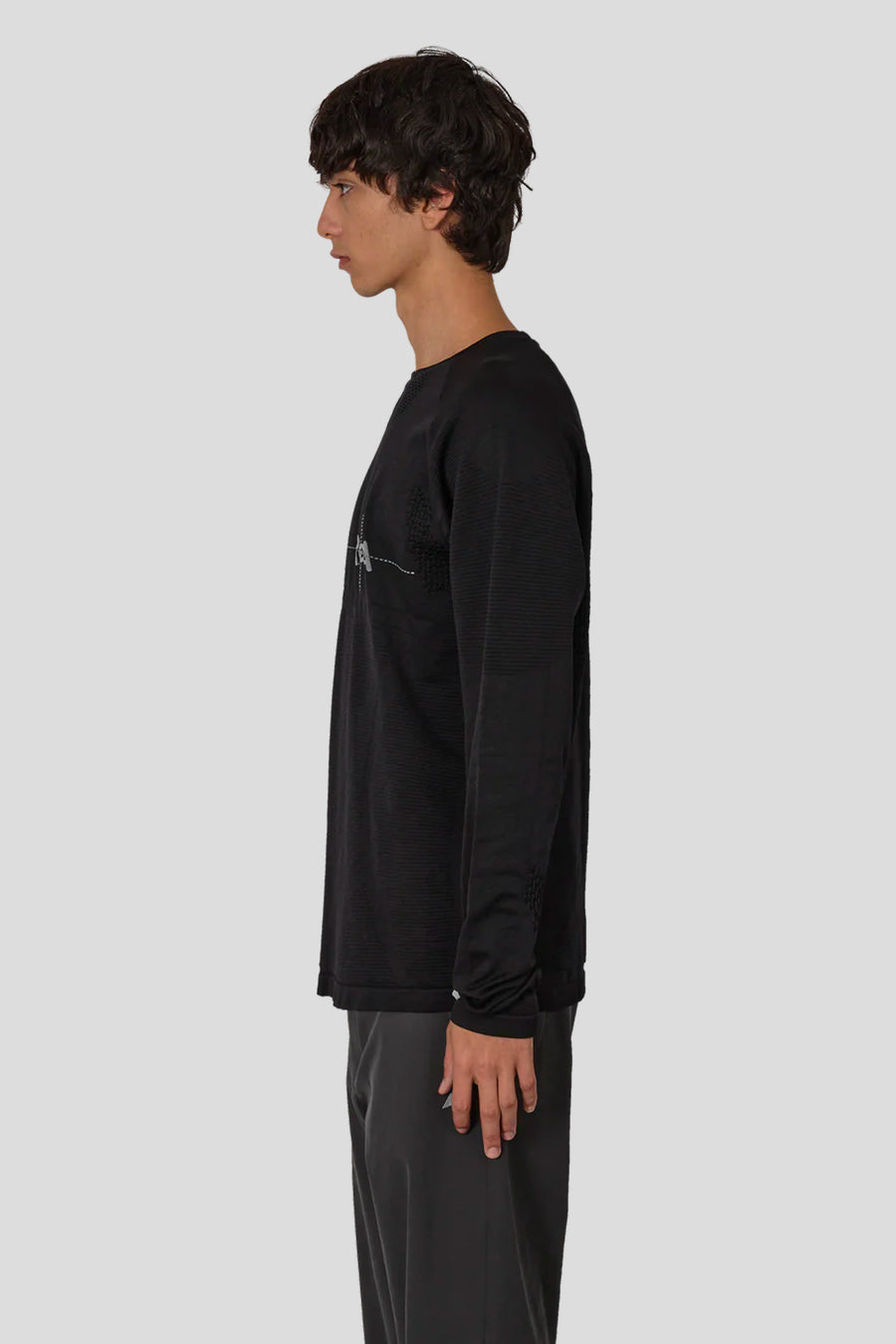 ROA HIKING - PULL À MANCHES LONGUES AUNE NOIR - LE LABO STORE