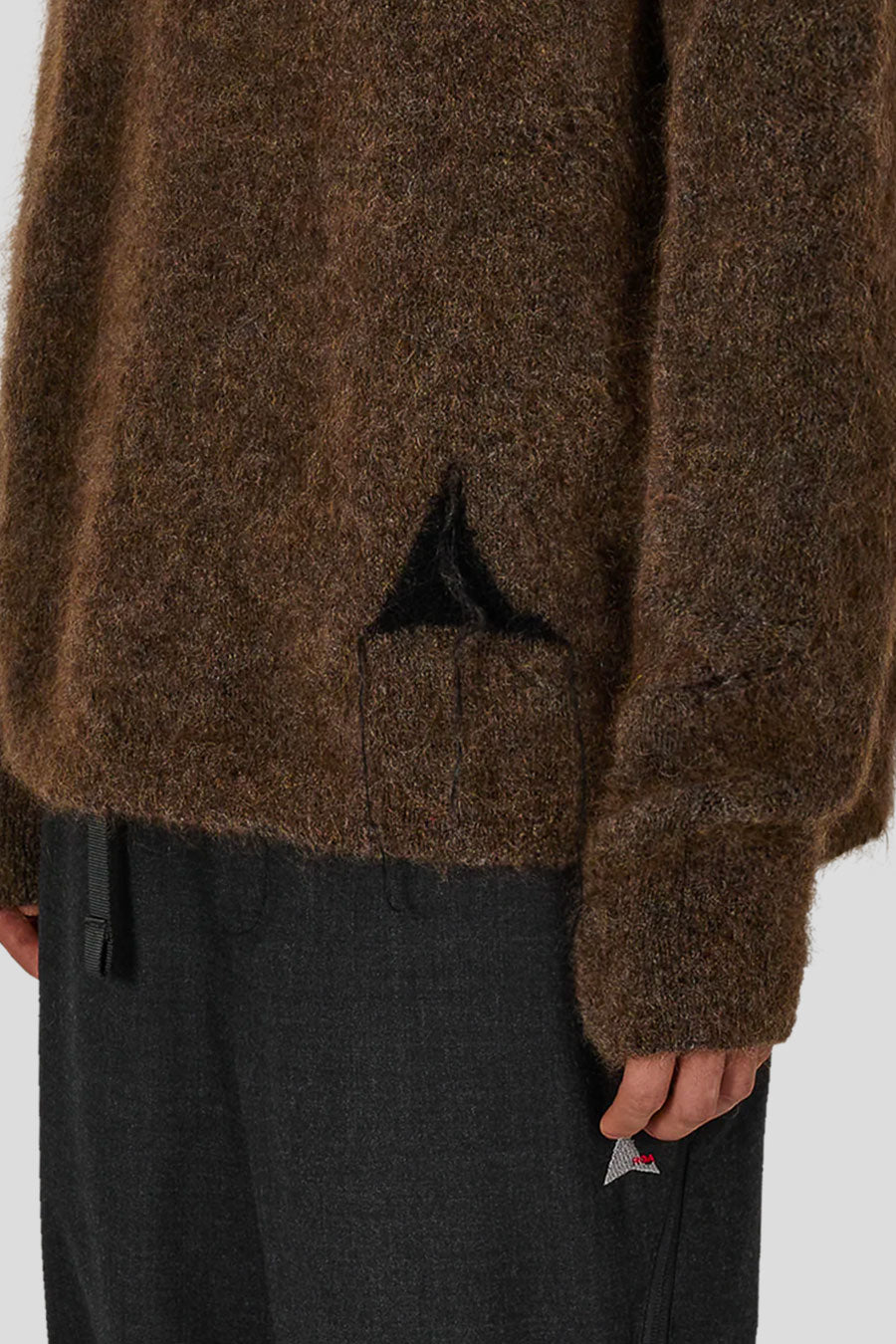 ROA HIKING - BROWN DROPSTITCH MOHAIR KNIT CREWNECK - LE LABO STORE