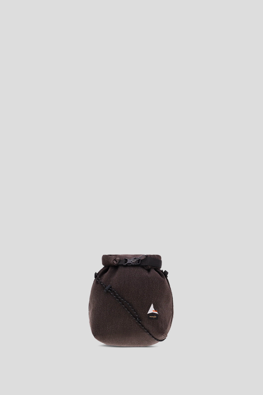 ROA HIKING - DARK BROWN YUNA X WRANGLER CROSSBODY BAG  - LE LABO STORE