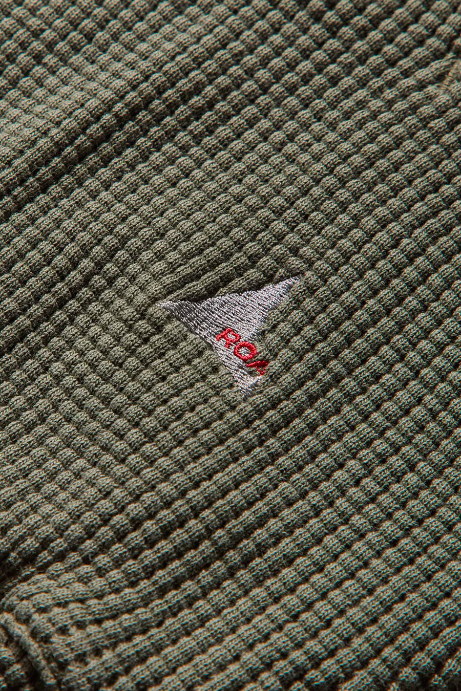 ROA HIKING - SWEAT À CAPUCHE ZIPPÉ GAUFRÉ BEE SUN OLIVE - LE LABO STORE