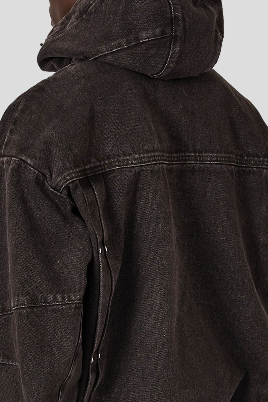 ROA HIKING - VESTE EN JEAN VOLCANO X WRANGLER BRUN FONCÉ - LE LABO STORE