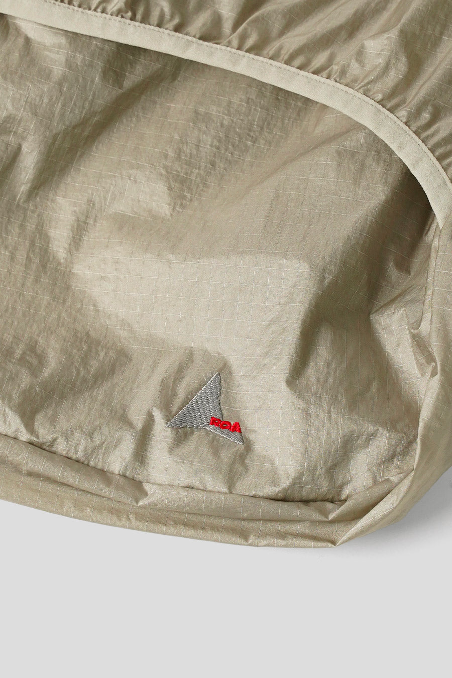 ROA HIKING - SAC PLIABLE LAKI AGATE GREY - LE LABO STORE