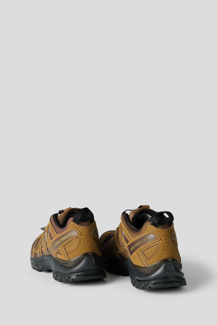 Salomon - SNEAKERS XA PRO 3D COYOTE BROWN, DARK EARTH ET BLACK - LE LABO STORE