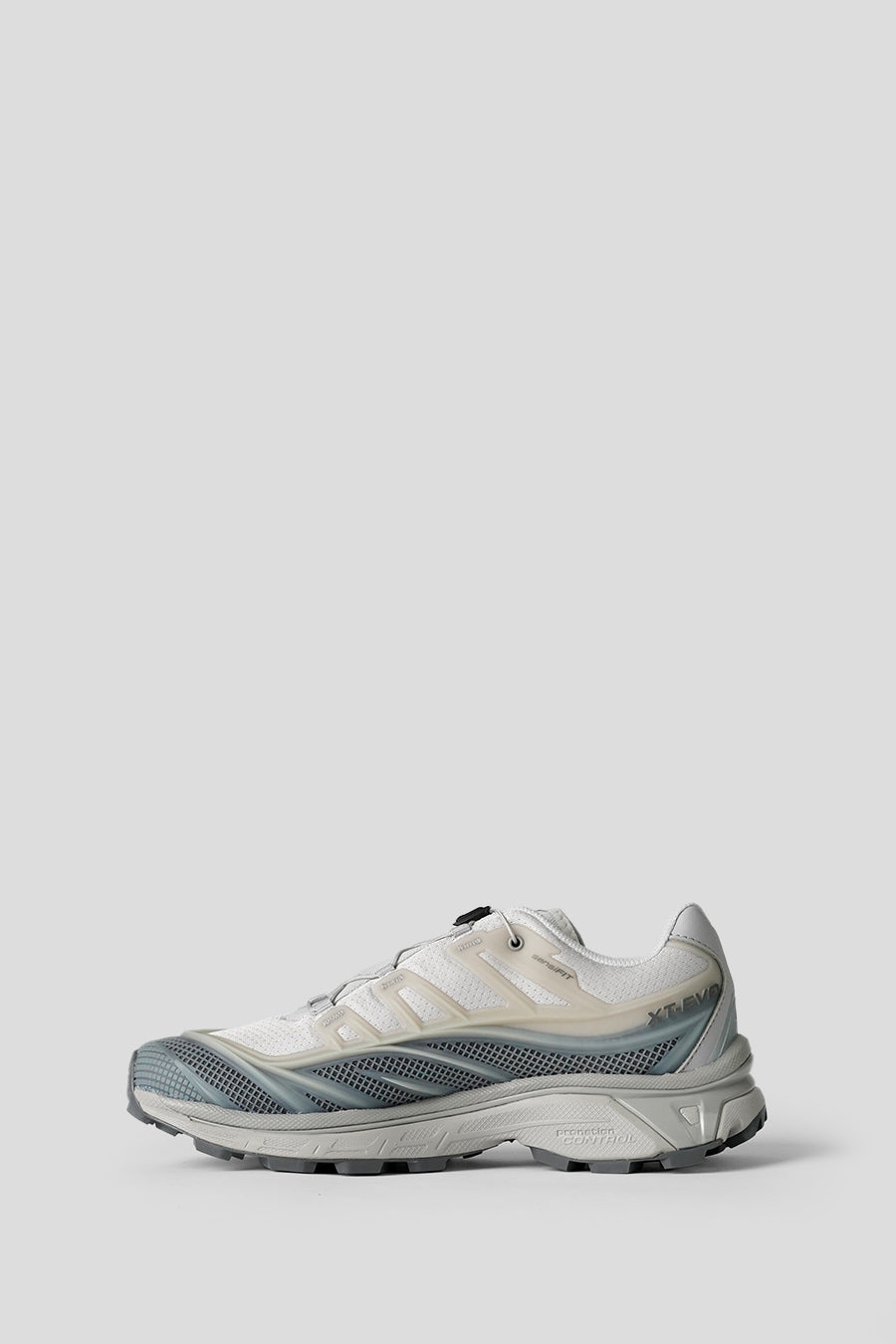 Salomon - ALLOY, CASTLEROCK ET FTW SILVER XT-EVO SNEAKERS - LE LABO STORE