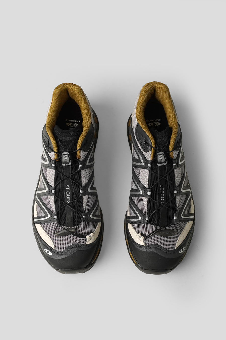Salomon - SNEAKERS XT-QUEST BLACK, PALOMA ET BRILLANT OLIVE - LE LABO STORE
