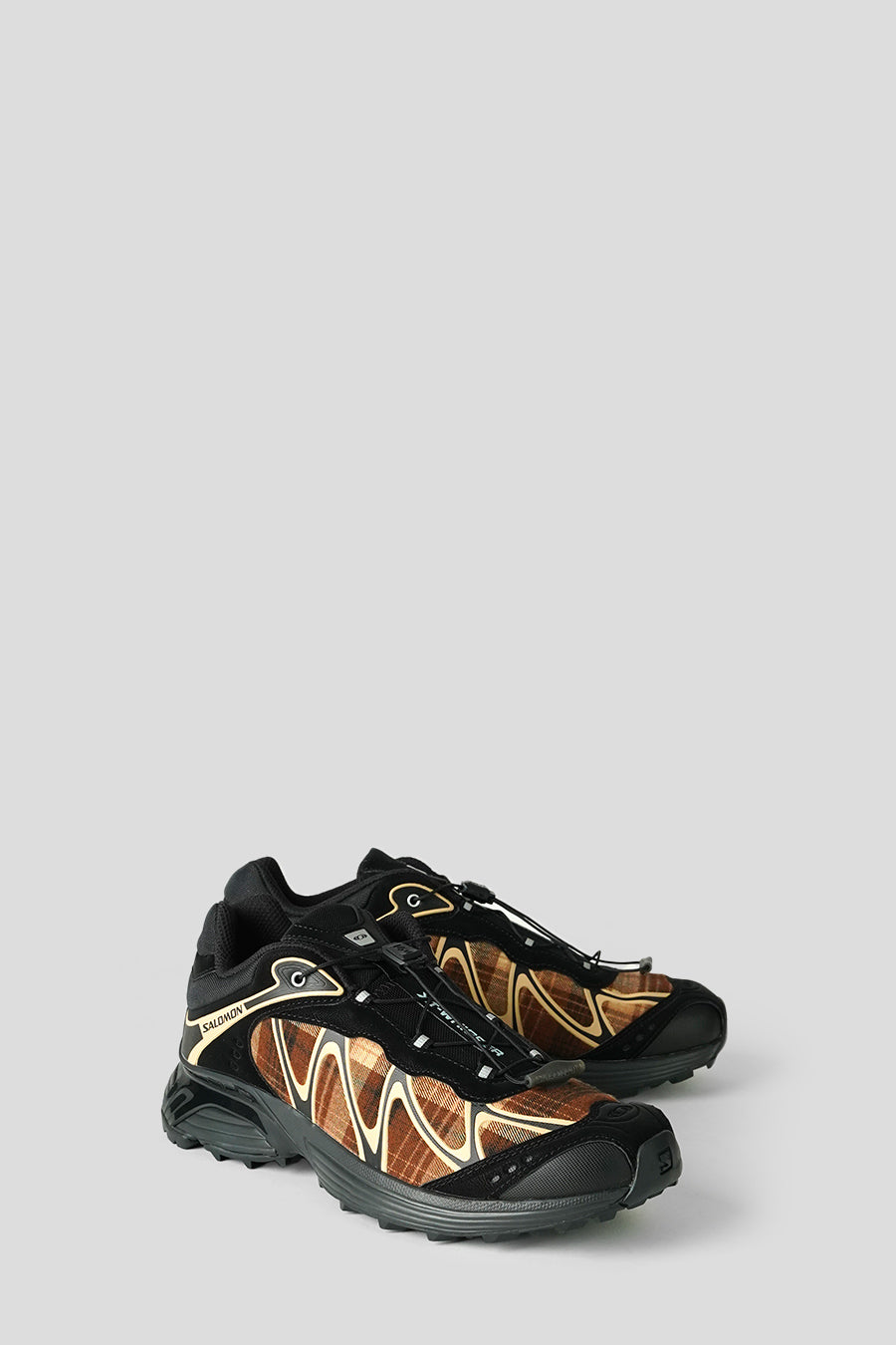 Salomon - SNEAKERS XT-WHISPER HOLIDAY BLACK, SAFARI ET FTW SILVER - LE LABO STORE