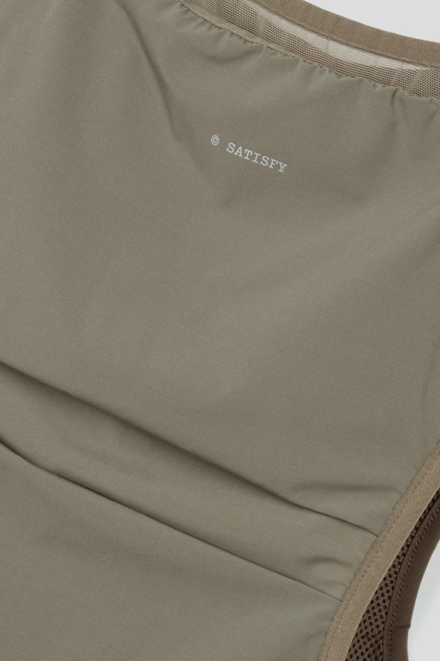 SATISFY - TECHSILK DRIFT CORDURA 5L HYDRATION VEST BROWN - LE LABO STORE