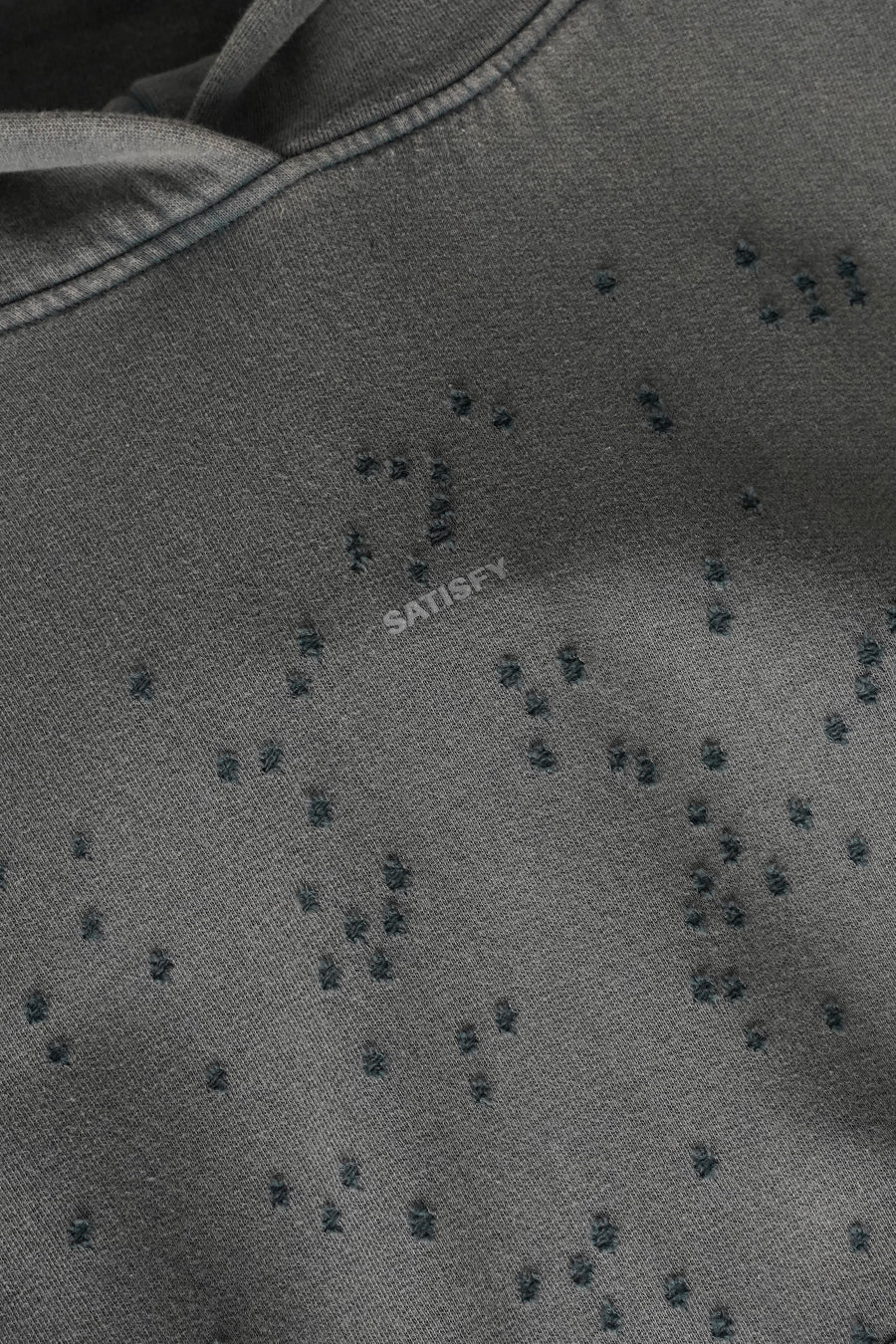 SATISFY - HOODIE MOTHTECH NOIR DÉLAVÉ - LE LABO STORE