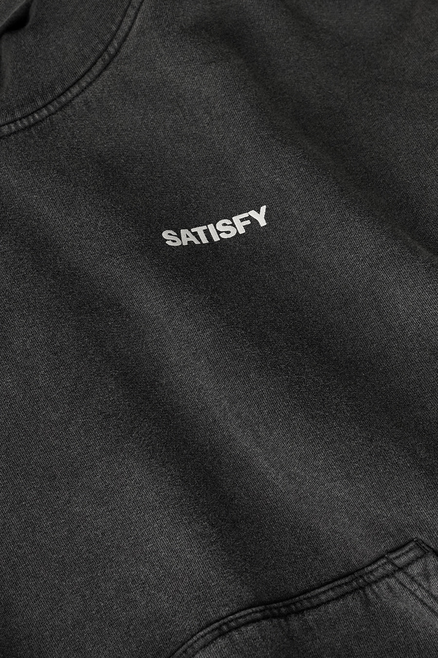 SATISFY - HOODIE SOFTCELL NOIR DÉLAVÉ - LE LABO STORE