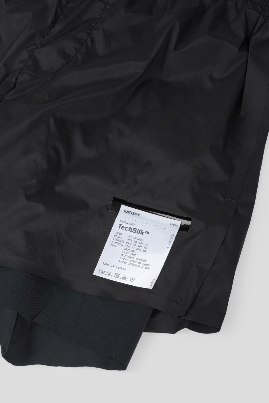 SATISFY - BLACK TECHSILK 8