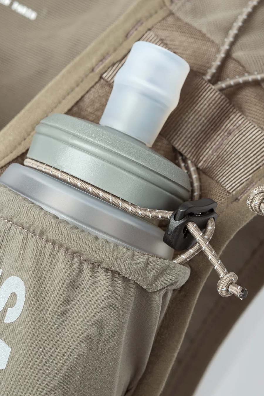 SATISFY - GILET D'HYDRATATION JUSTICE CORDURA 5L FALCON - LE LABO STORE