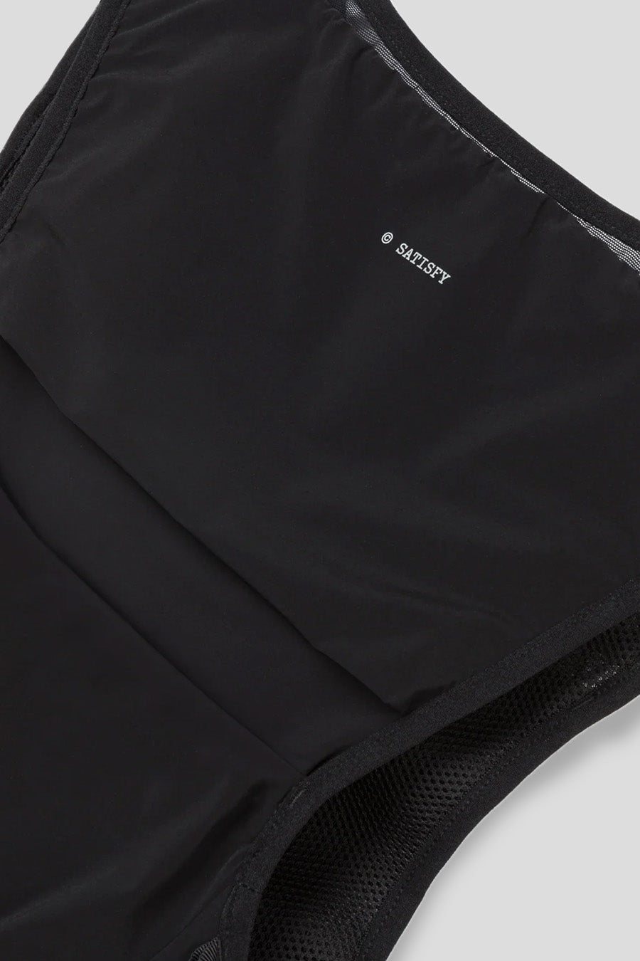 SATISFY - GILET D'HYDRATATION JUSTICE CORDURA 5L NOIR - LE LABO STORE