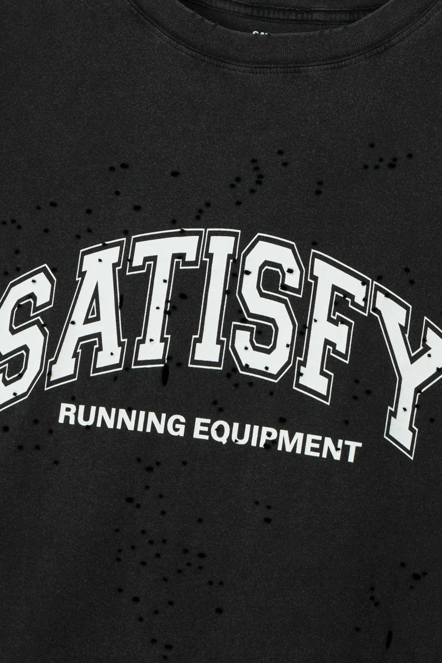 SATISFY - AGED BLACK MOTH TECH RUNNING EQUIPEMENT T-SHIRT - LE LABO STORE