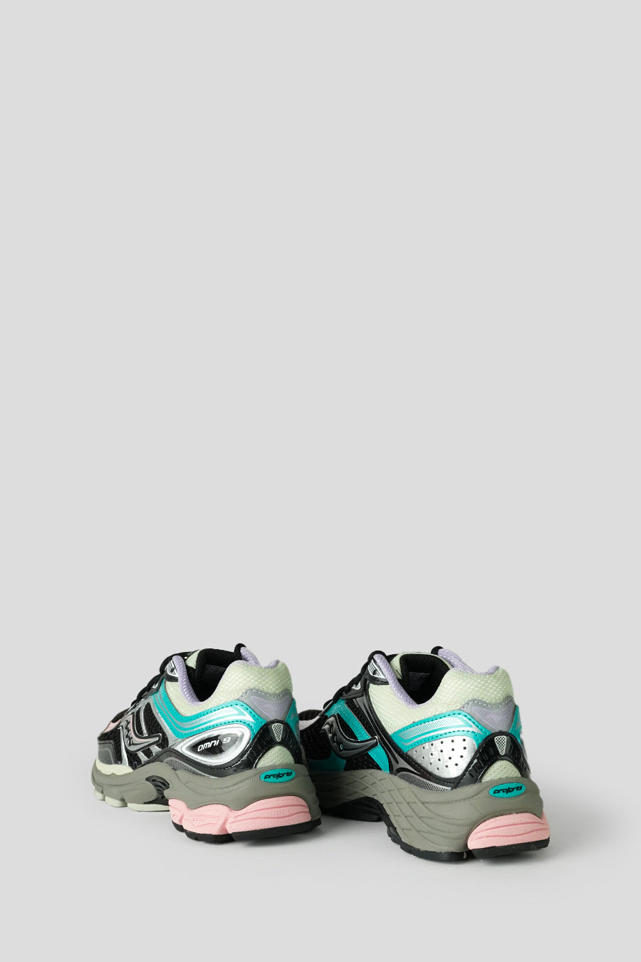 Saucony - SNEAKERS PROGRID OMNI 9 BLACK MULTI - LE LABO STORE