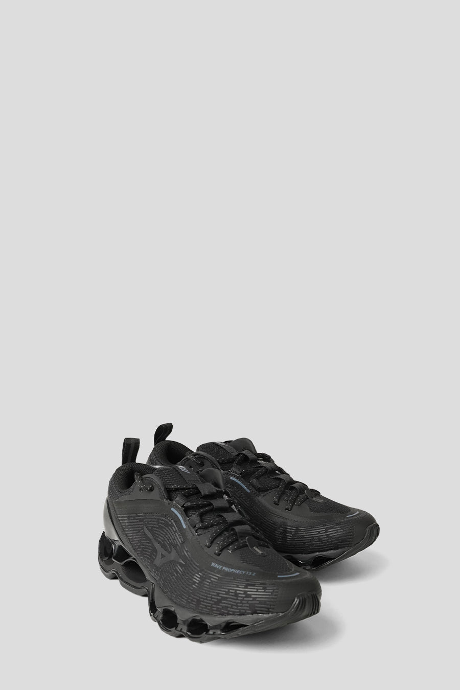 Mizuno - SNEAKERS WAVE PROPHECY 13.2 BLACK AND IRON GATE - LE LABO STORE