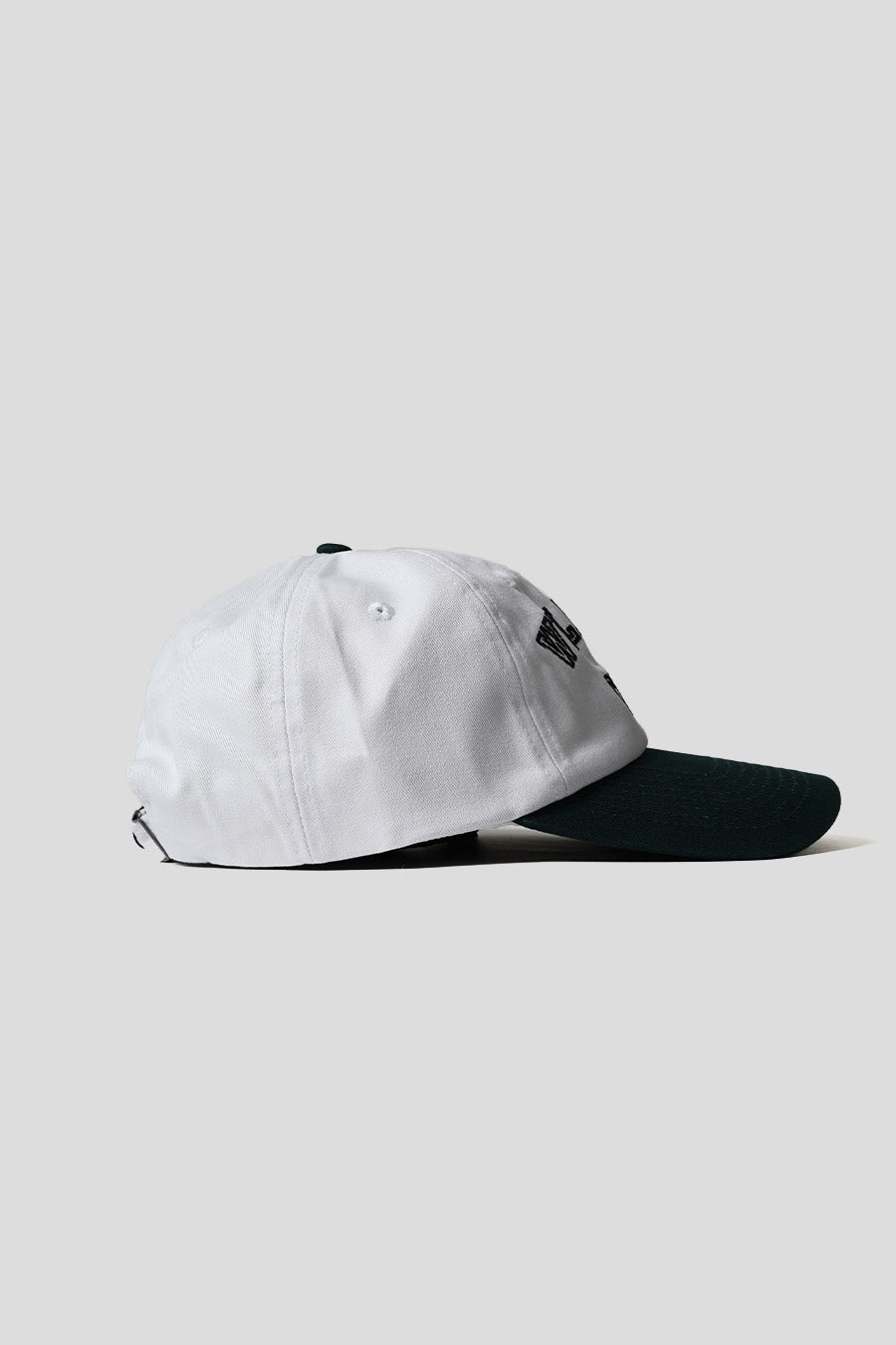 Sporty & Rich - WELLNESS CLUB CAP WHITE AND FOREST GREEN – LE LABO STORE