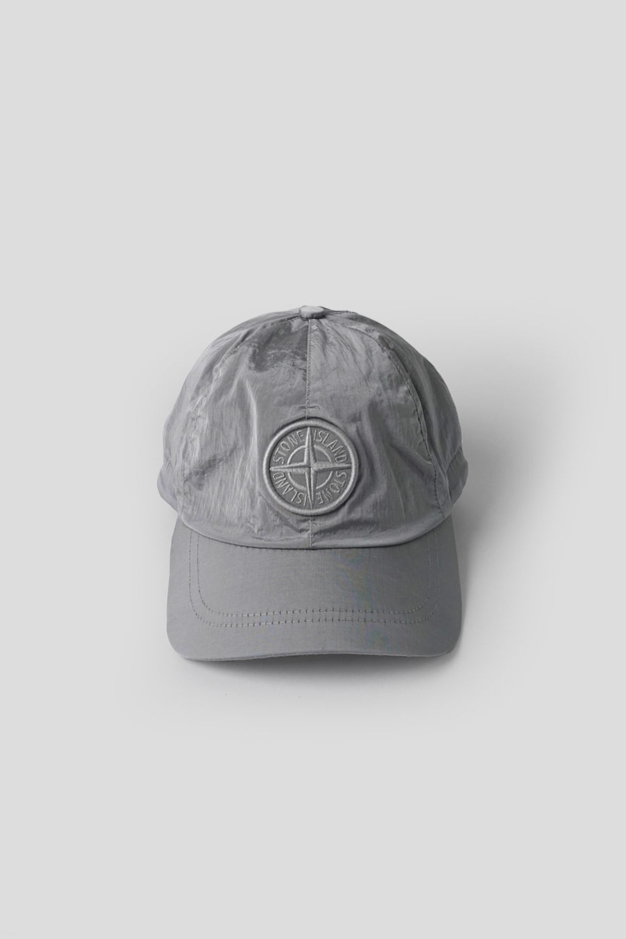 Stone Island - CASQUETTE NYLON METAL IN ECONYL GRISE - LE LABO STORE