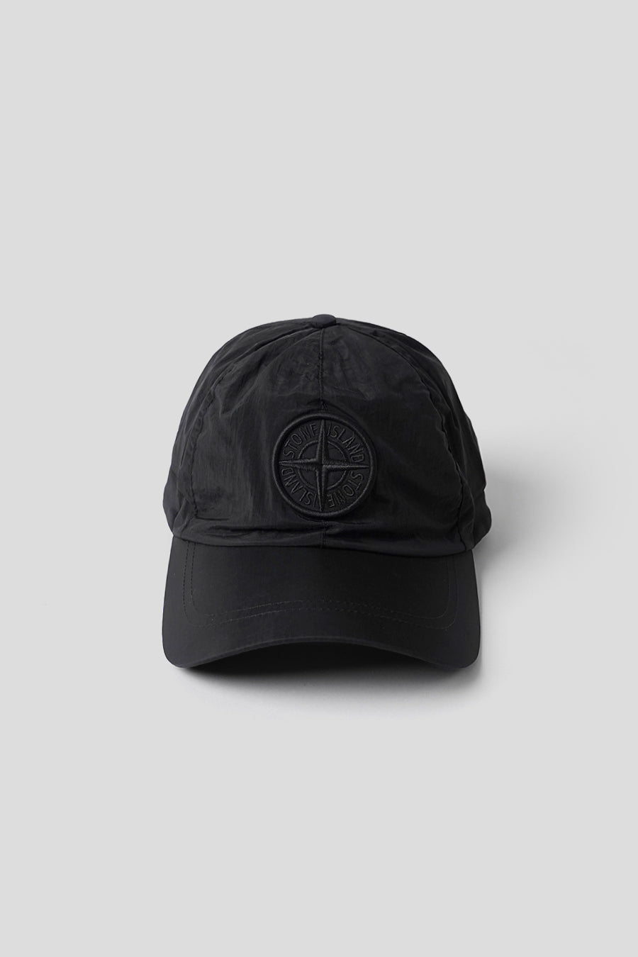 Stone Island - CASQUETTE NYLON METAL IN ECONYL NOIRE - LE LABO STORE