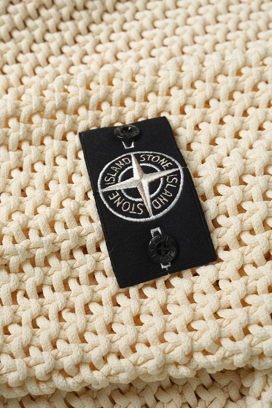 Stone Island - OFF WHITE UV-REACTIVE CHAIN STICH KNITTED SWEATER  - LE LABO STORE