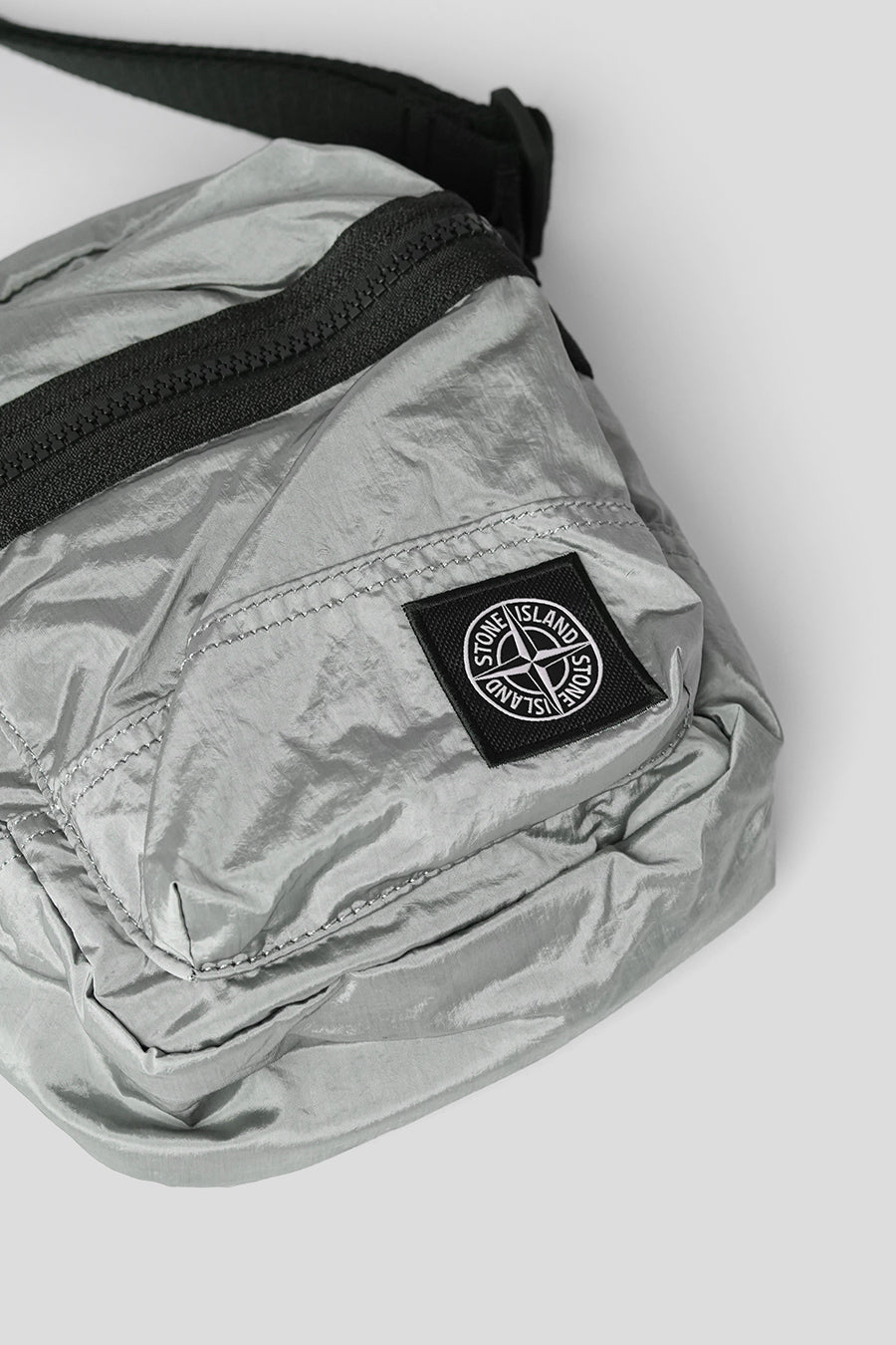 Stone Island - SACOCHE NYLON METAL GRISE - LE LABO STORE